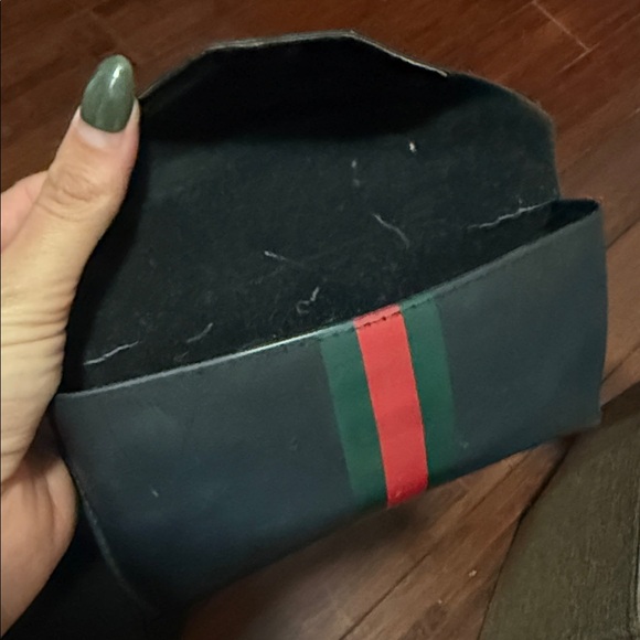 Gucci Black Sunglasses Case - Magnetic Close - Envelope Case - Picture 3 of 3